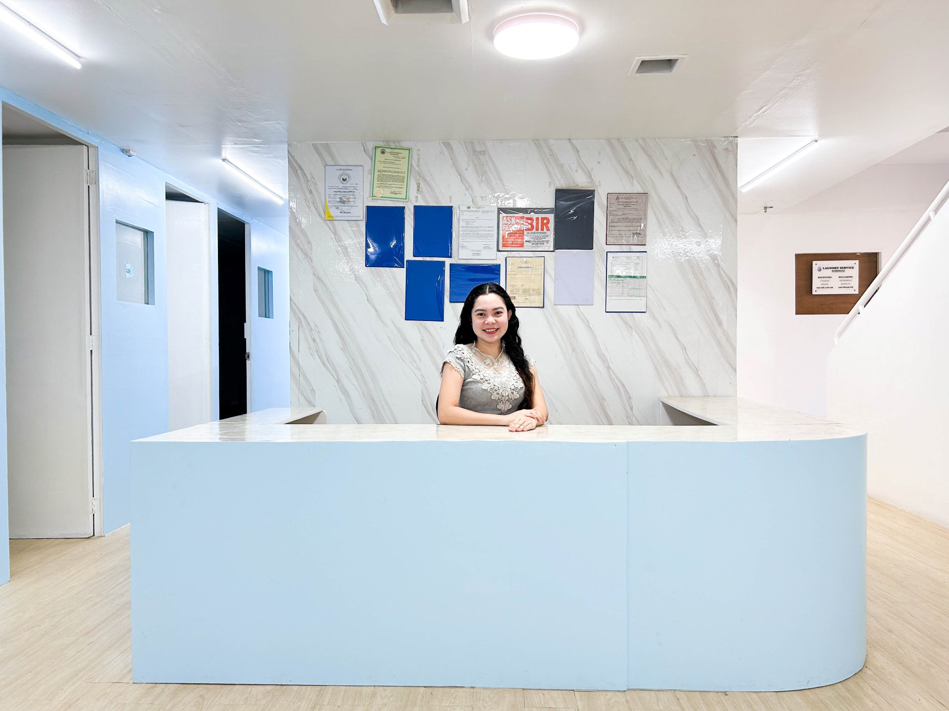 2F Lobby with teacher (2)